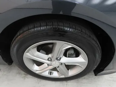 Hyundai Sonata 2019, 27795 км, за 7280.76 USD - фото 20