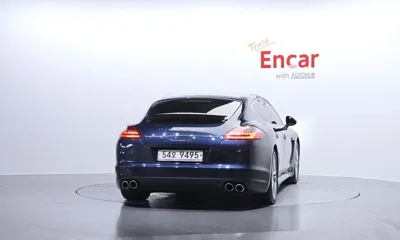 Porsche Panamera 2011, 101108 км, за 13005.78 USD