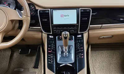 Porsche Panamera 2011, 101108 км, за 13005.78 USD - фото 19
