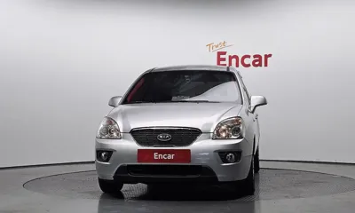 Kia Carens 2013, 162555 км, за 2553.5 USD