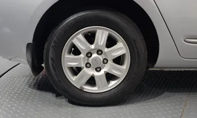 Kia Carens 2013, 162555 км, за 2553.5 USD