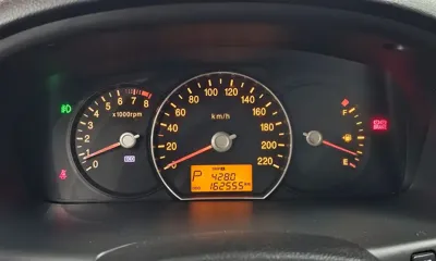 Kia Carens 2013, 162555 км, за 2553.5 USD - фото 8