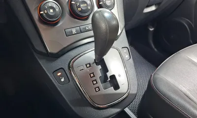 Kia Carens 2013, 162555 км, за 2553.5 USD - фото 9