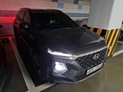 Hyundai Santafe 2019, 131268 км, за 11159.25 USD