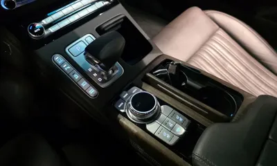 Genesis G90 2021, 133386 км, за 22185.41 USD - фото 9