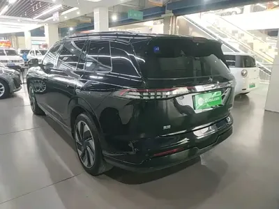 eπ eπ008 2025, 28400 км, за 18339.81 USD