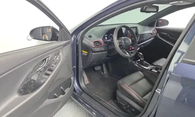 Hyundai i30 2020, 118846 км, за 66065.4 USD - фото 10