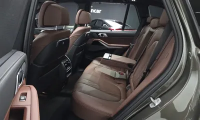 BMW X5 2025, 11398 км, за 81725.09 USD - фото 26