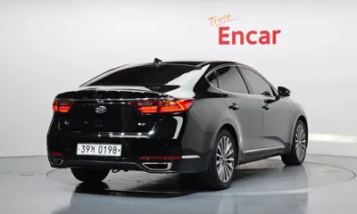Kia K7 2016, 87221 км, за 8130.62 USD