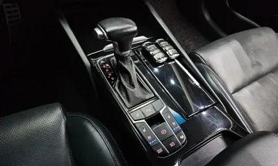 Kia K7 2016, 87221 км, за 8130.62 USD - фото 9