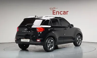 Hyundai Venue 2022, 24565 км, за 12871.35 USD