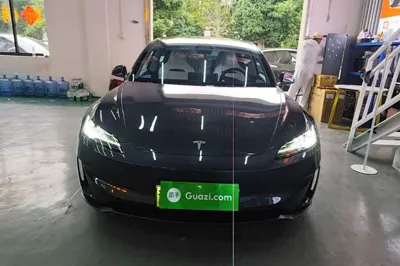 Tesla Model 3 2024, 32400 км, за 41490 USD