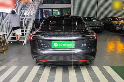 Tesla Model 3 2024, 32400 км, за 41490 USD