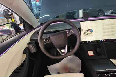 Tesla Model 3 2024, 32400 км, за 41490 USD - фото 13