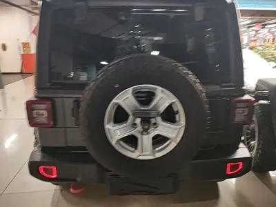 Jeep Wrangler 2021, 59500 км, за 38227.63 USD - фото 6