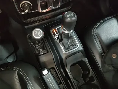 Jeep Wrangler 2021, 59500 км, за 38227.63 USD - фото 14
