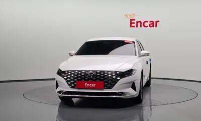 Hyundai Grandeur 2022, 357649 км, за 6825.71 USD