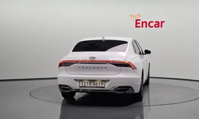 Hyundai Grandeur 2022, 357649 км, за 6825.71 USD