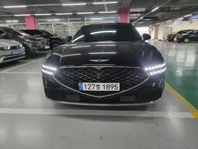 Genesis G90 · 2022 год