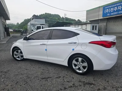 Hyundai Avante 2013, 136000 км, за 3931.99 USD - фото 6