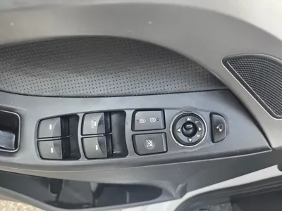 Hyundai Avante 2013, 136000 км, за 3931.99 USD - фото 11