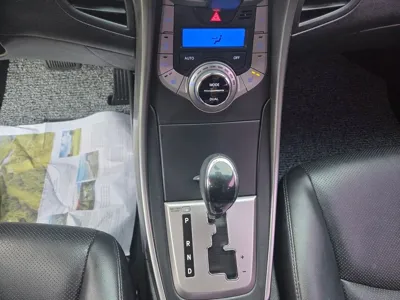 Hyundai Avante 2013, 136000 км, за 3931.99 USD - фото 16