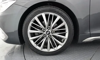 Hyundai Grandeur 2018, 180435 км, за 9056.06 USD
