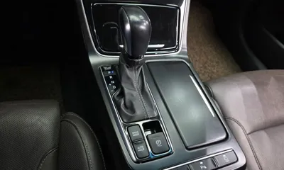 Hyundai Grandeur 2018, 180435 км, за 8993.04 USD - фото 9