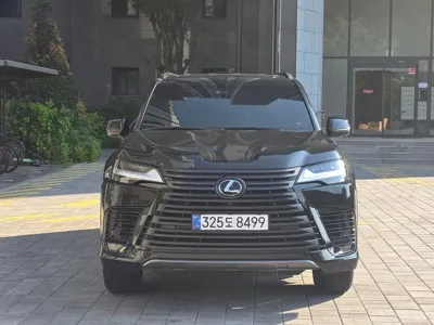 Lexus LX · 2025 год