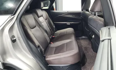 Lexus RX 2024, 29938 км, за 44862.9 USD - фото 12