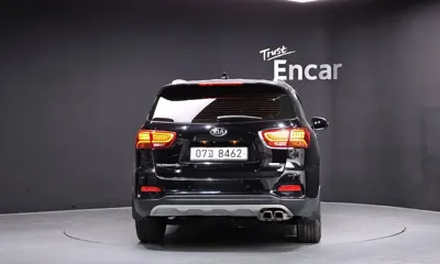 Kia Sorento 2018, 91035 км, за 11892.96 USD