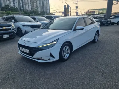 Hyundai Avante · 2021 год