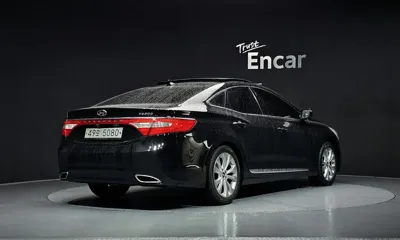 Hyundai Grandeur 2012, 149660 км, за 4098.36 USD