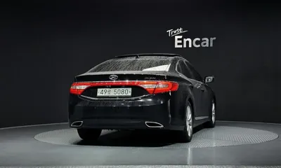 Hyundai Grandeur 2012, 149660 км, за 4098.36 USD