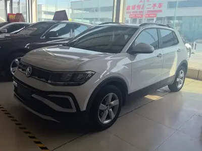 Volkswagen T-Cross · 2020 год