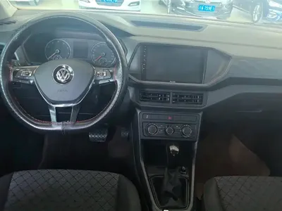 Volkswagen T-Cross 2020, 89100 км, за 8545.87 USD - фото 12