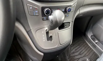Hyundai Starex 2018, 148851 км, за 7028.37 USD - фото 9