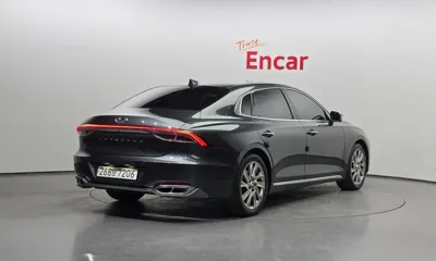 Hyundai Grandeur 2021, 137006 км, за 13604.23 USD
