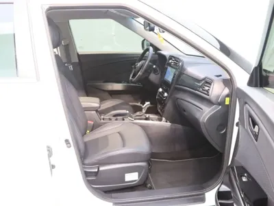 KG_Mobility_Ssangyong TIBOLI 2022, 47849 км, за 7826.82 USD - фото 11