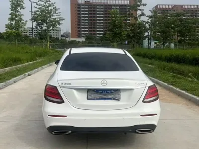 Mercedes-Benz E-Class 2018, 50000 км, за 21971.56 USD