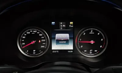 Mercedes-Benz GLC-Class 2018, 122292 км, за 16279.21 USD - фото 8
