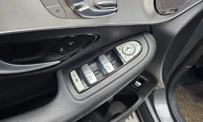 Mercedes-Benz GLC-Class 2018, 122292 км, за 16279.21 USD - фото 30