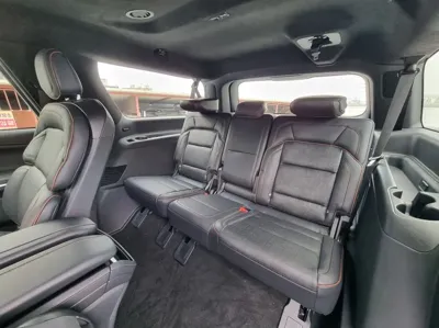Lincoln Navigator 2026, 129 км, за 183799.4 USD - фото 11