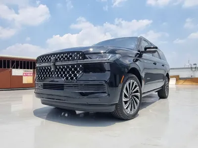 Lincoln Navigator 2026, 129 км, за 183799.4 USD - фото 13