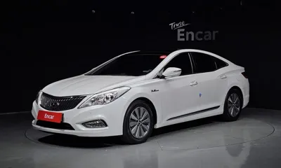 Hyundai Grandeur · 2015 год