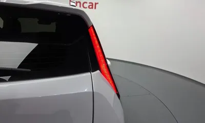 Kia Niro 2022, 131423 км, за 12748.35 USD - фото 23