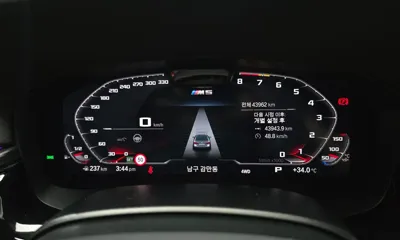 BMW M5 2023, 43962 км, за 71878.69 USD - фото 8