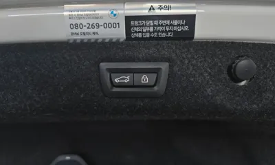 BMW M5 2023, 43962 км, за 71878.69 USD - фото 20