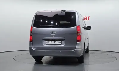 Hyundai Starex 2017, 201603 км, за 4225.44 USD