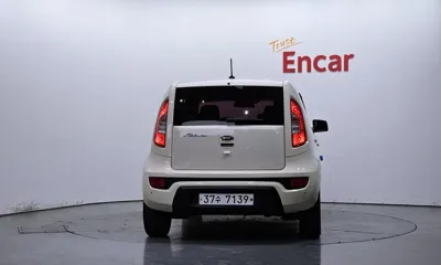 Kia Soul 2012, 70920 км, за 3275.57 USD